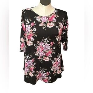 KALI ROSE 3/4 length sleeve black and floral shirt